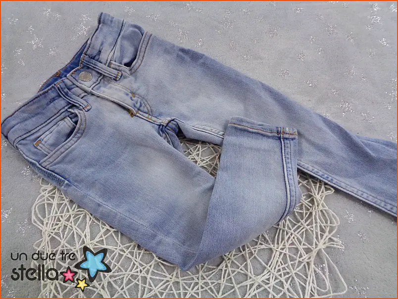 9774/23 - 18/24m jeans chiari HeM