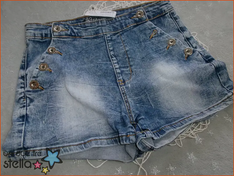 3795/24 - Tg.M jeans corti