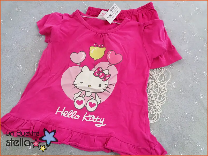 5/6a pigiama corto fucsia HELLO KITTY HK - Un due tre Stella - Mercatino  dell'usato per bambini