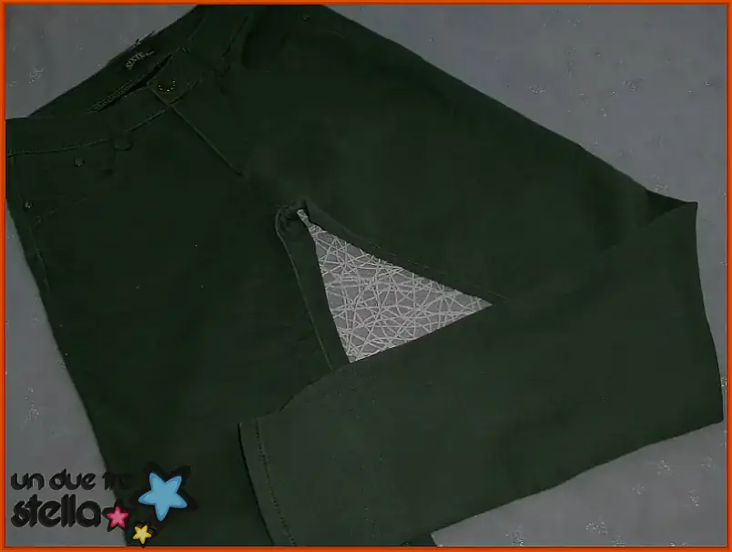 2179/24 - Tg.42 jeans verde elasticizzati