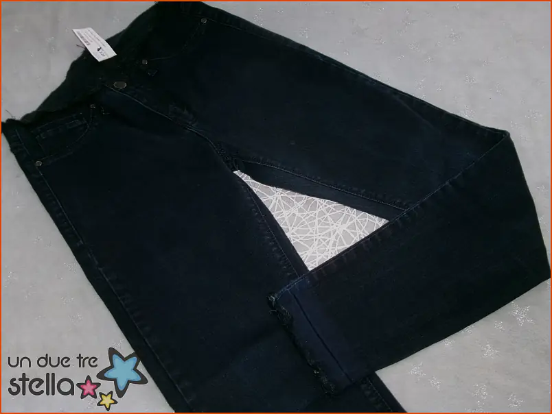 2815/24 - Tg.M jeans blu/nero sfrangiati TEZENIS