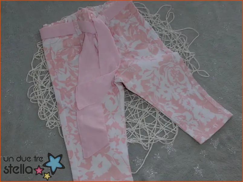 3309/24 - 6/9m pantaloni bianchi fiori rosa + cintura PRENATAL