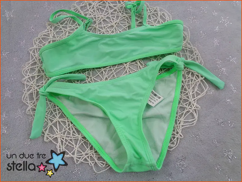 7235/23 - 10a costume bikini verde