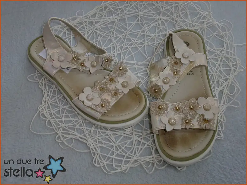 4356/24 - 34 sandali beige fiori ASSO